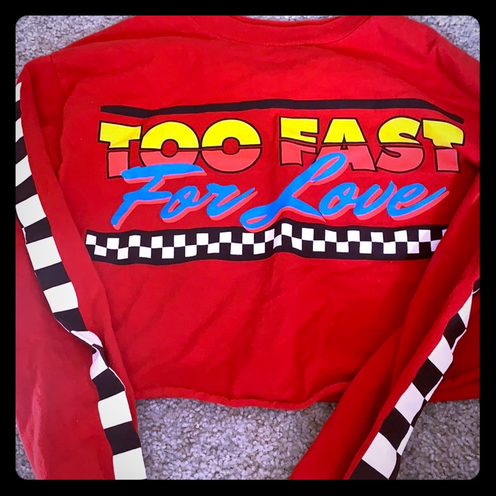 Long sleeve, crop top